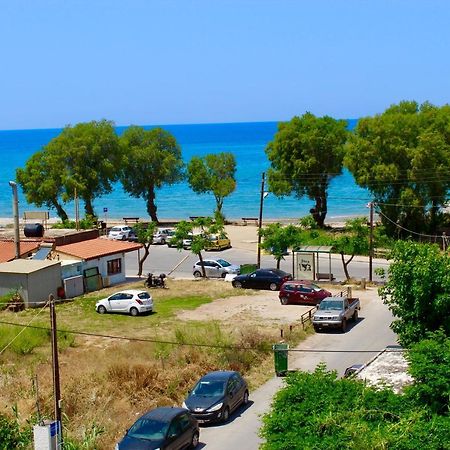 Beachfront Lux Apartments & Gym 4 La Canea Esterno foto