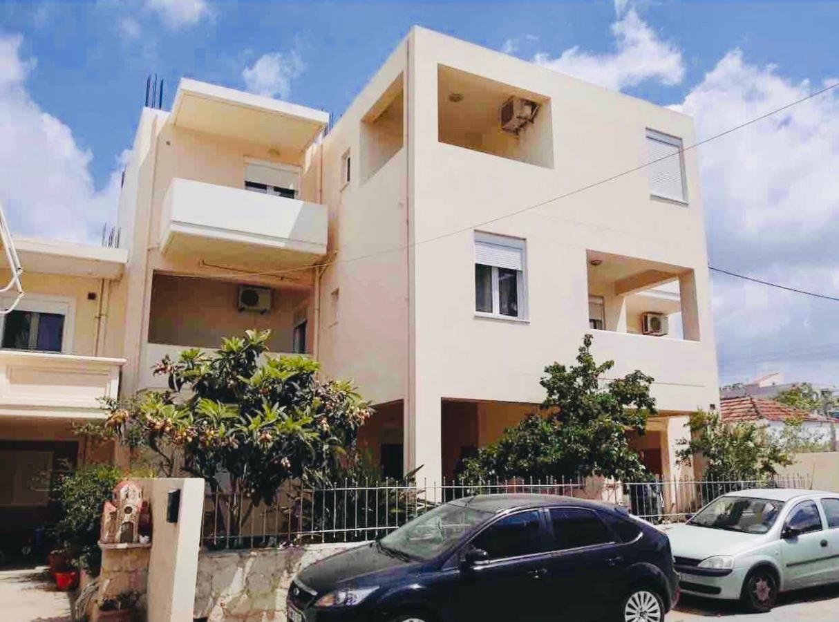 Beachfront Lux Apartments & Gym 4 La Canea Esterno foto