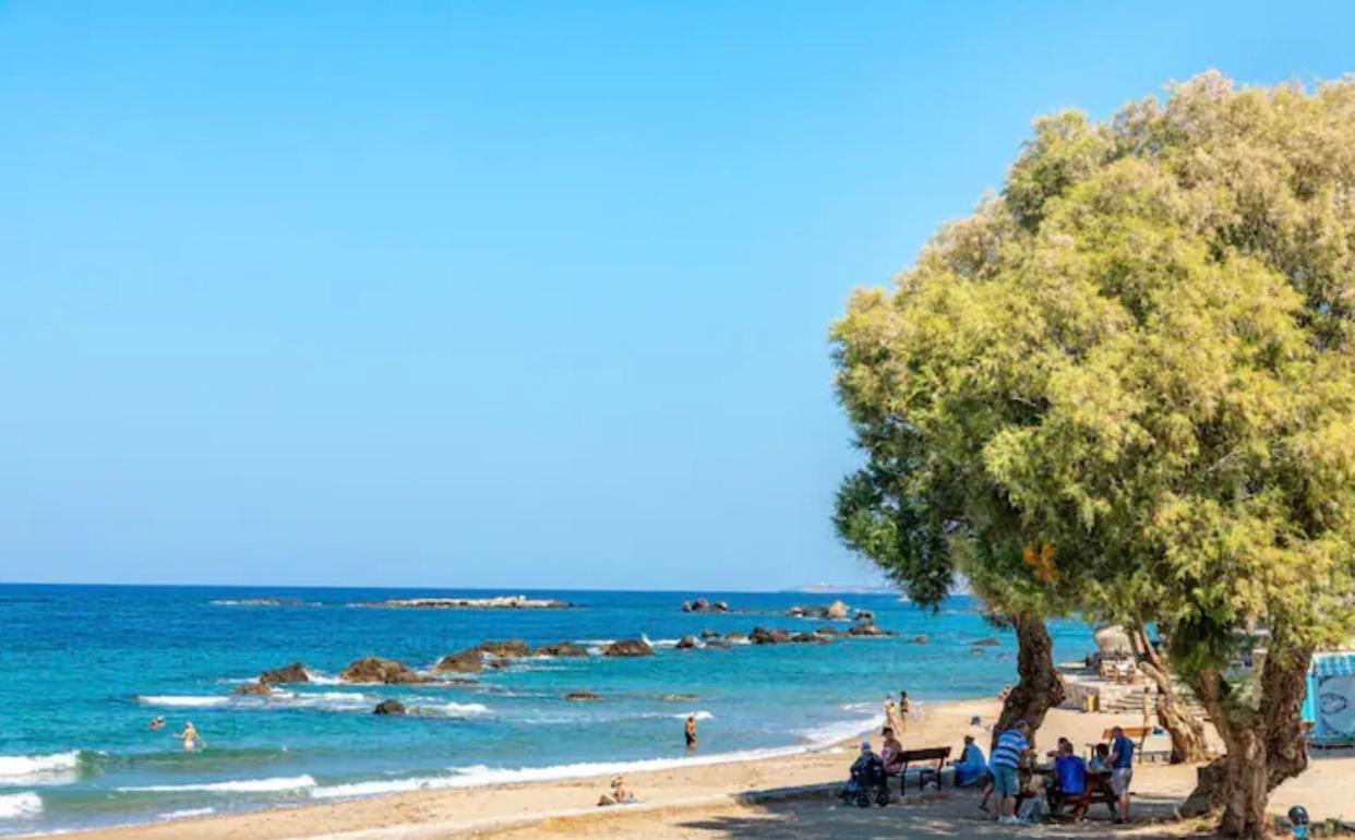 Beachfront Lux Apartments & Gym 4 La Canea Esterno foto