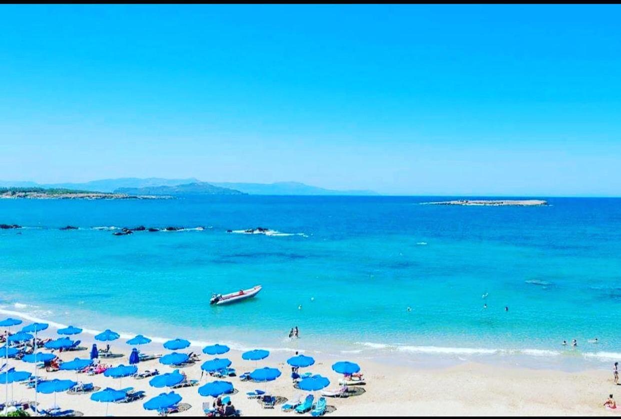 Beachfront Lux Apartments & Gym 4 La Canea Esterno foto